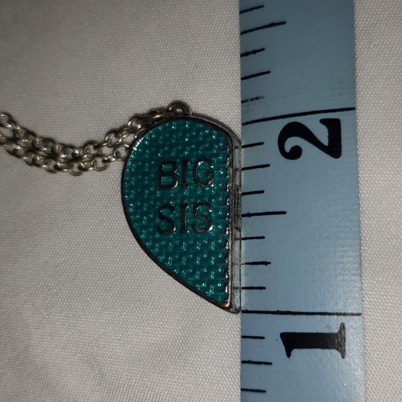 3 for $15 Claire's Big Sis Necklace 3/$25 - Picture 3 of 5